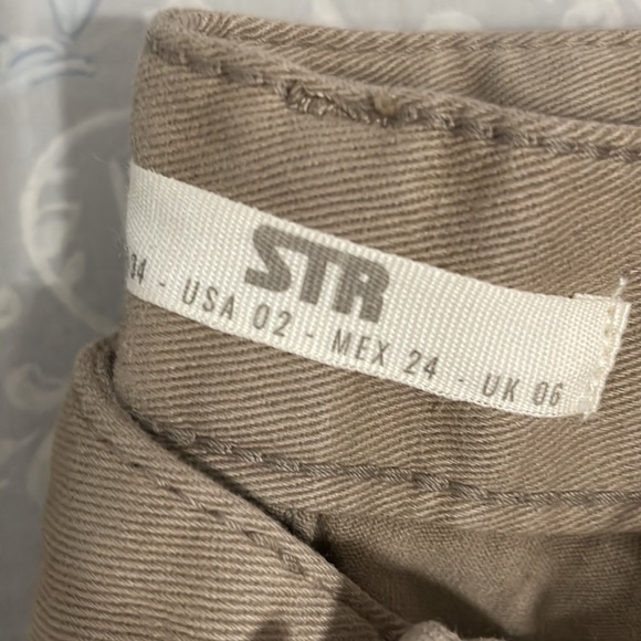 Stradivarius Straight Fit Cargos New - Picture 4 of 5